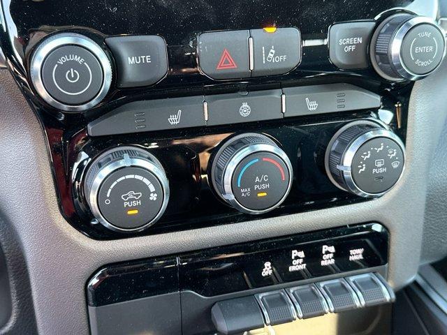 صورة مصغرة 18 لـ 2026 RAM 1500 LONE STAR