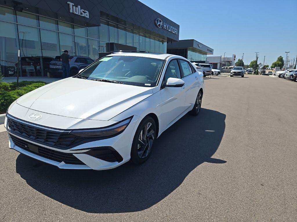 New 2025 Hyundai ELANTRA HEV Limited