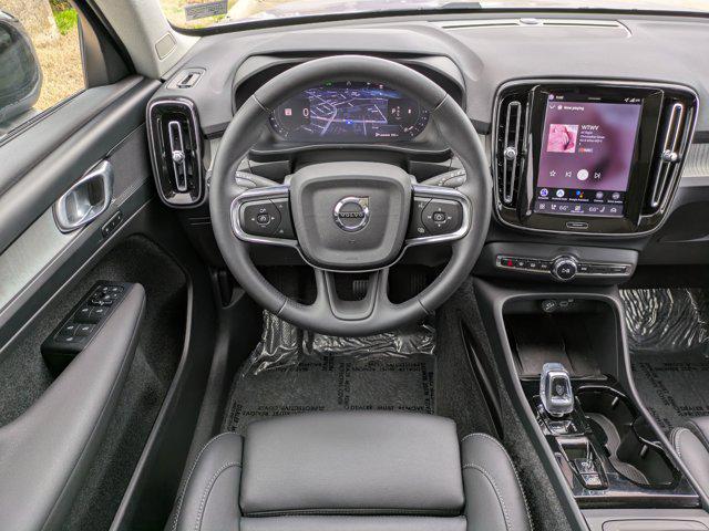 2026 Volvo XC40 B5 PLUS — миниатюра 15