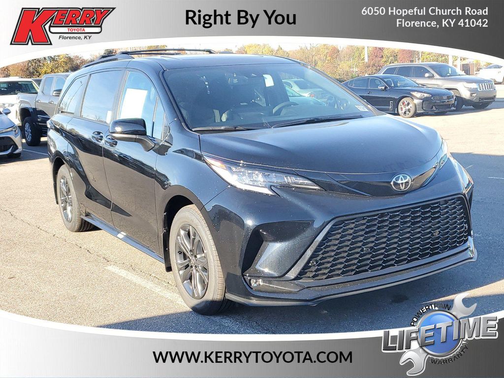 New 2026 Toyota Sienna XSE