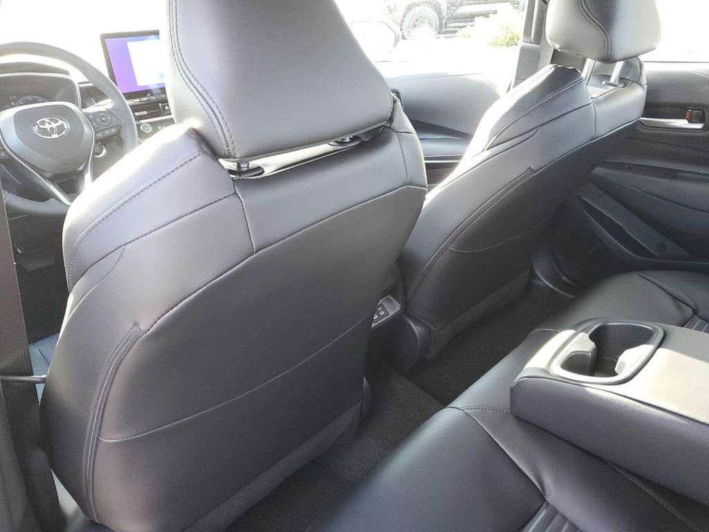 2026 Toyota COROLLA XSE 缩略图 14
