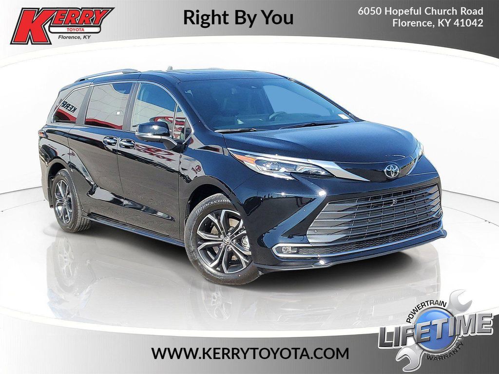 New 2026 Toyota Sienna Platinum