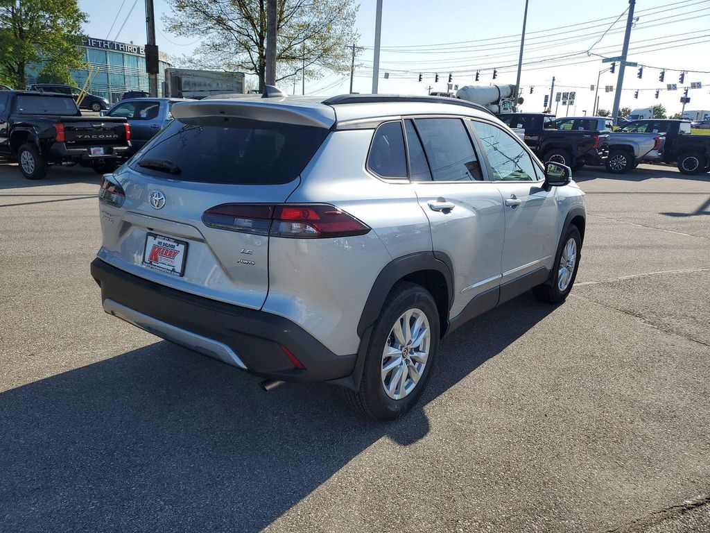 TOYOTA COROLLA CROSS - 4