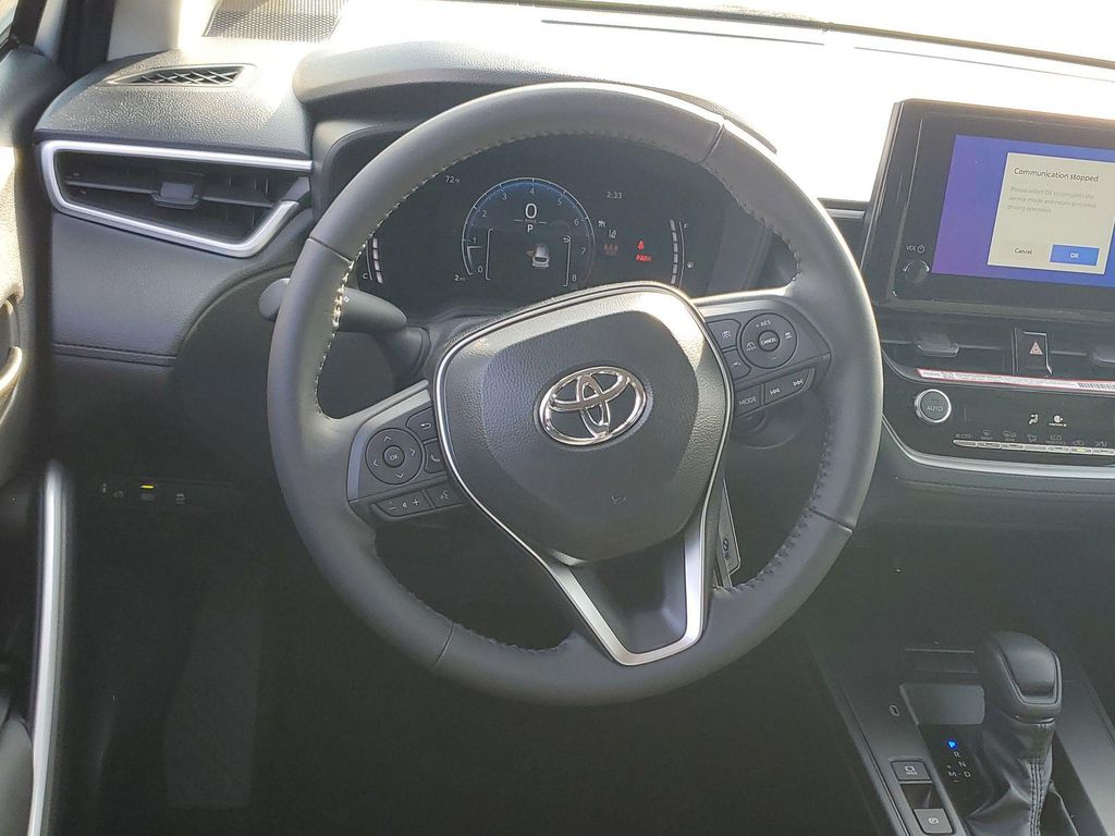 2026 Toyota COROLLA CROSS LE 缩略图 12