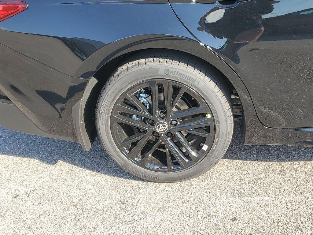 TOYOTA CAMRY - 5