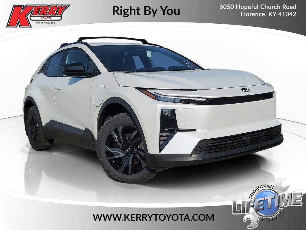 New 2026 Toyota C-HR SE