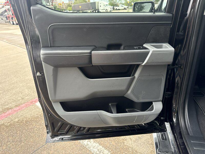 صورة مصغرة 11 لـ 2025 FORD F-150 XLT