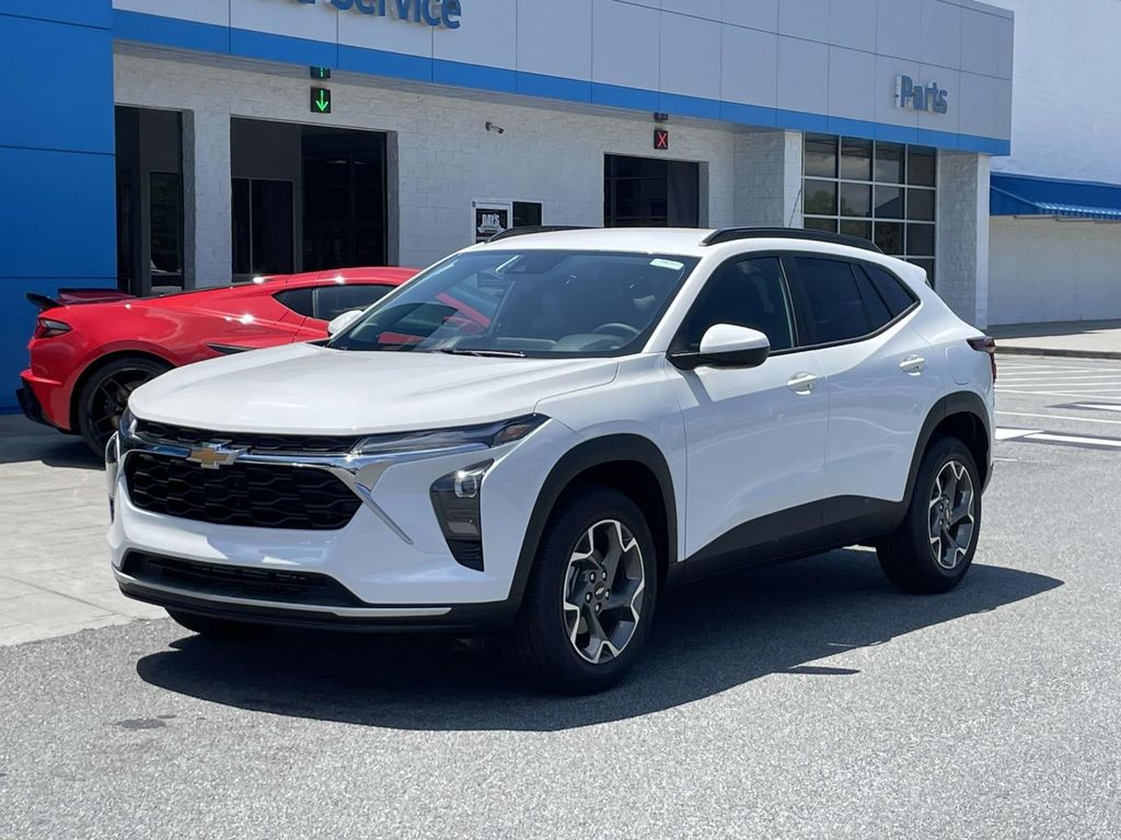 New 2026 Chevrolet Trax LT