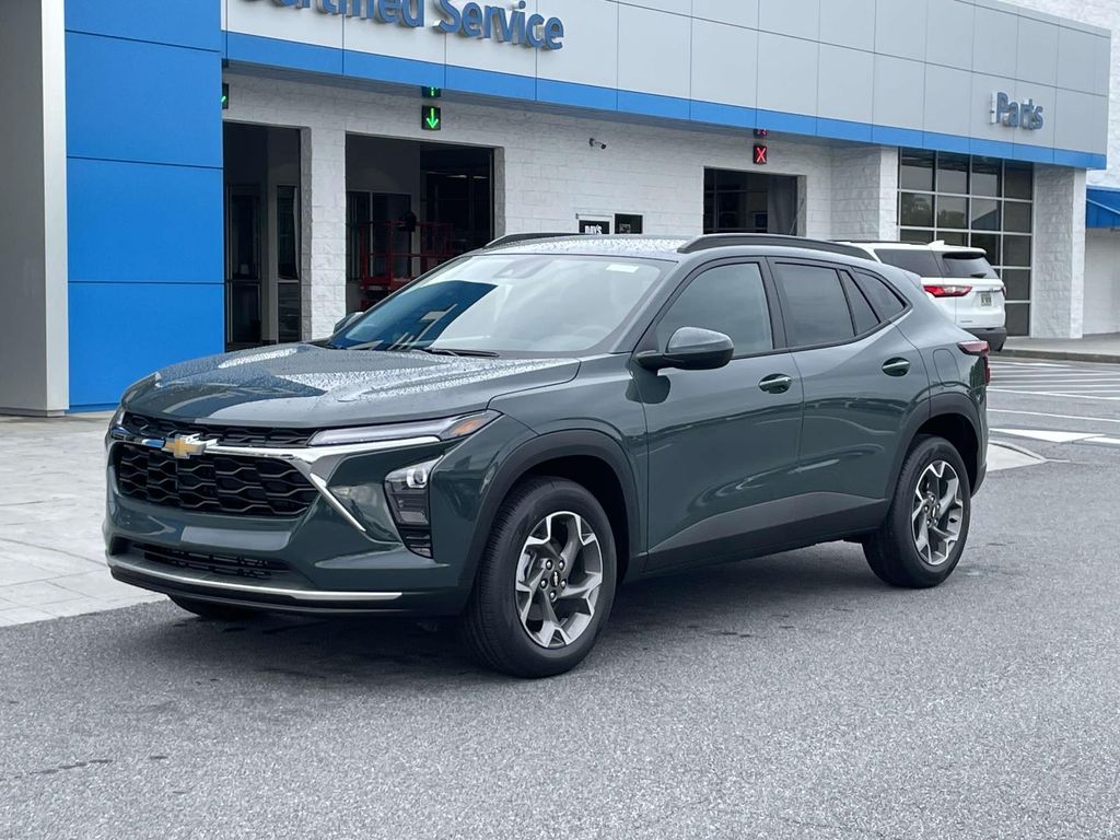 New 2026 Chevrolet Trax LT