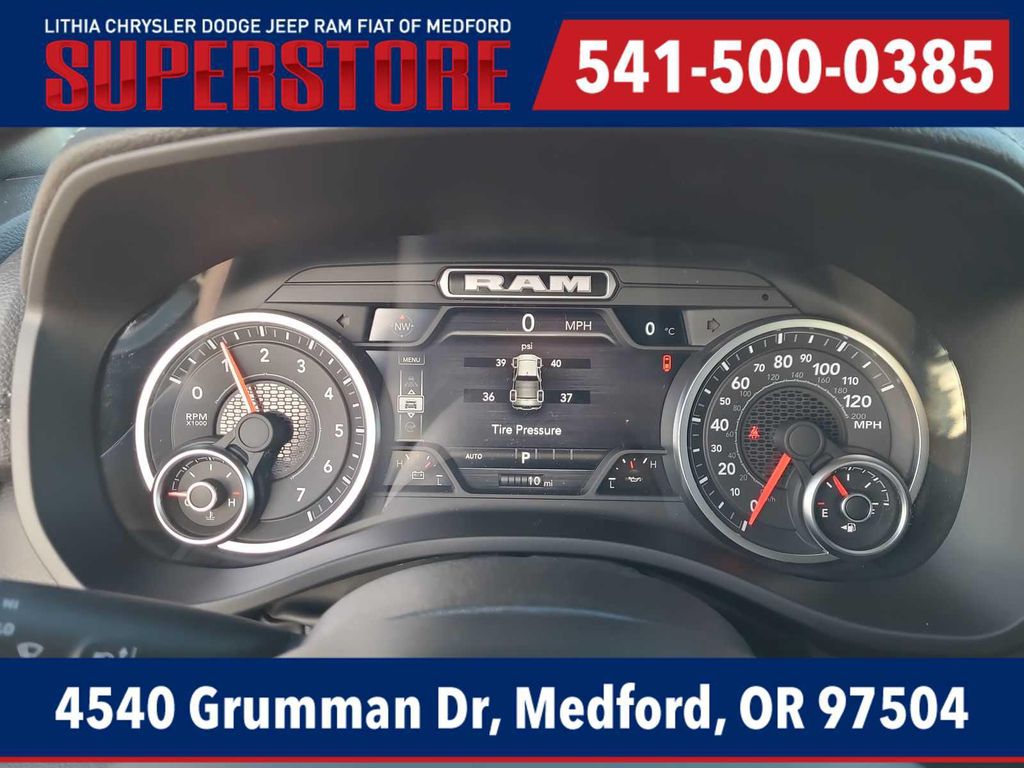صورة مصغرة 26 لـ 2026 RAM 1500 LARAMIE