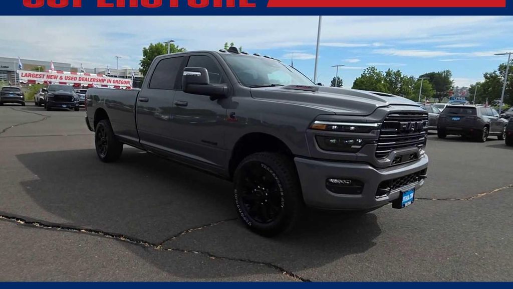 2026 RAM 3500 LARAMIE 照片 2