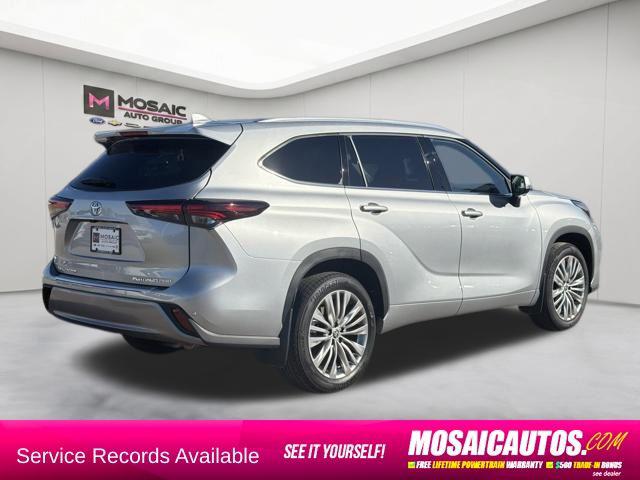 صورة 7 لـ 2024 Toyota HIGHLANDER PLATINUM