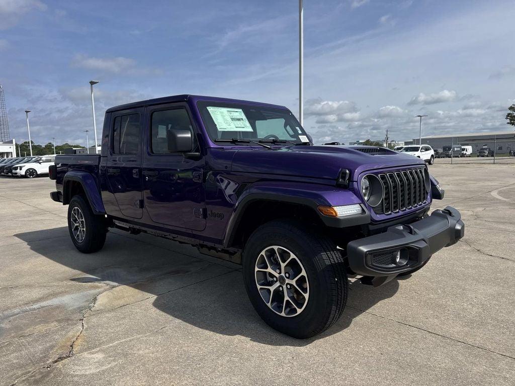 New 2026 Jeep Gladiator Sport