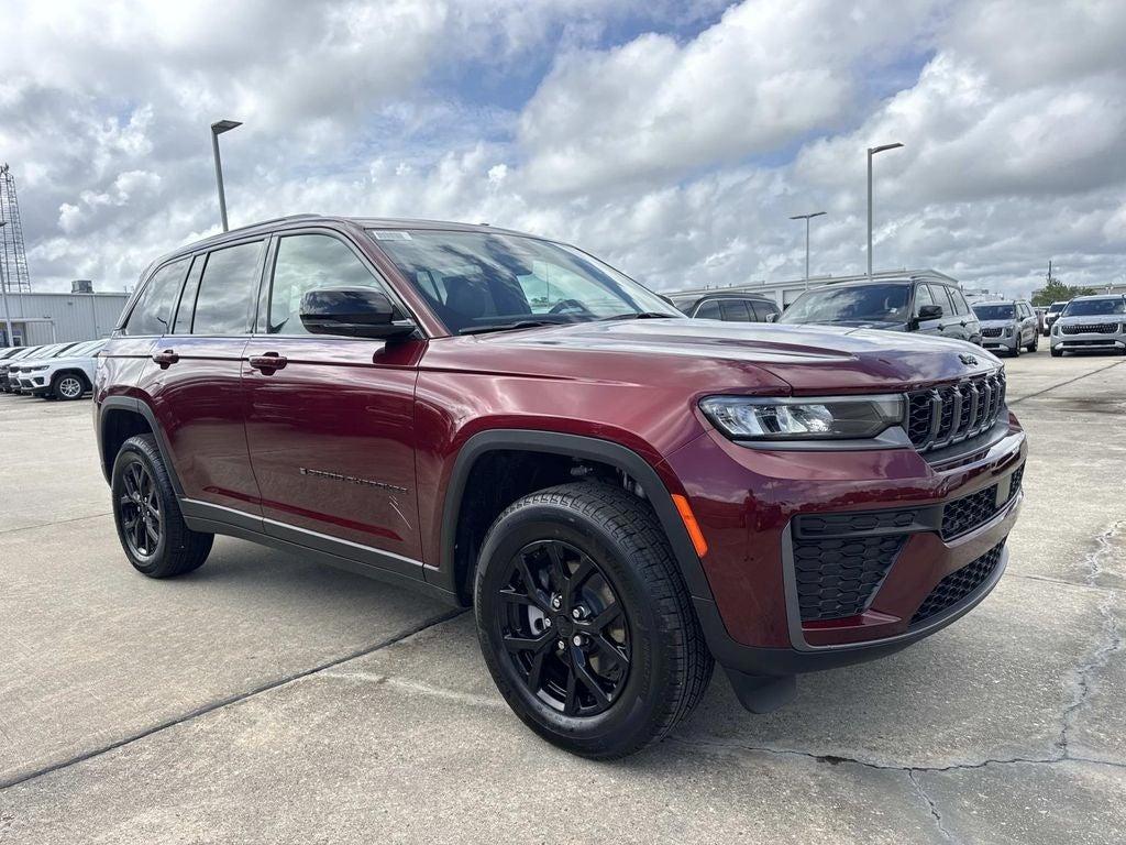 New 2026 Jeep Grand Cherokee Laredo