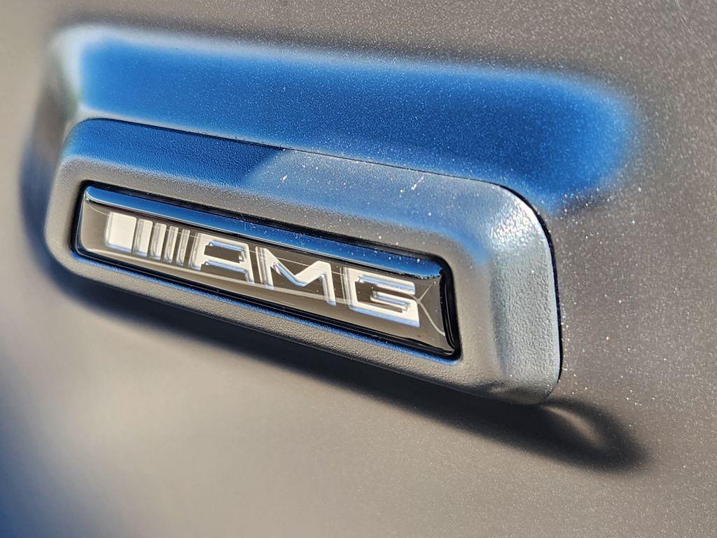 صورة 10 لـ 2027 Mercedes-BENZ AMG G 63 4MATIC