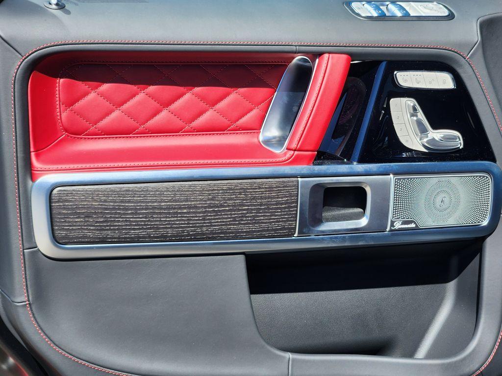 2027 Mercedes-BENZ AMG G 63 4MATIC 缩略图 13