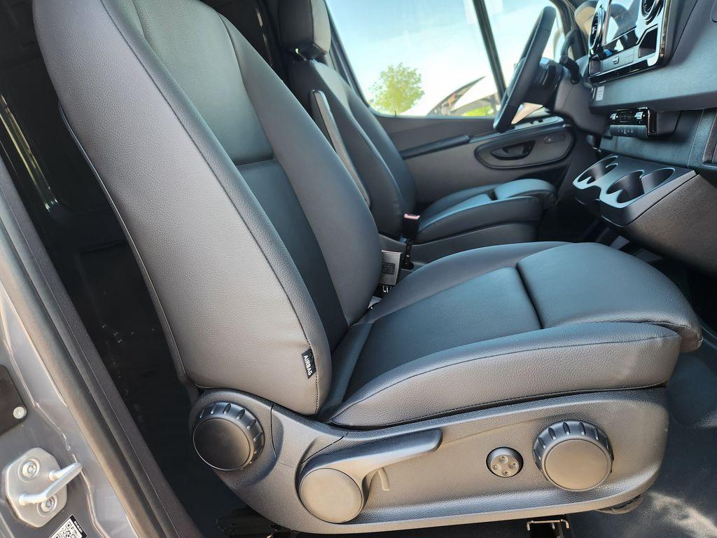 2026 Mercedes-BENZ OTHERS 缩略图 16