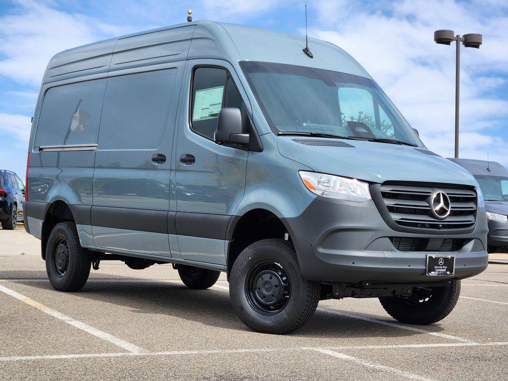 New 2026 Mercedes-Benz Sprinter 2500 Standard Roof
