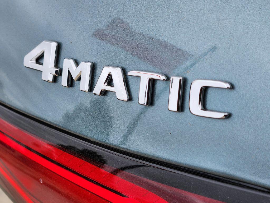 MERCEDES-BENZ GLC - 9