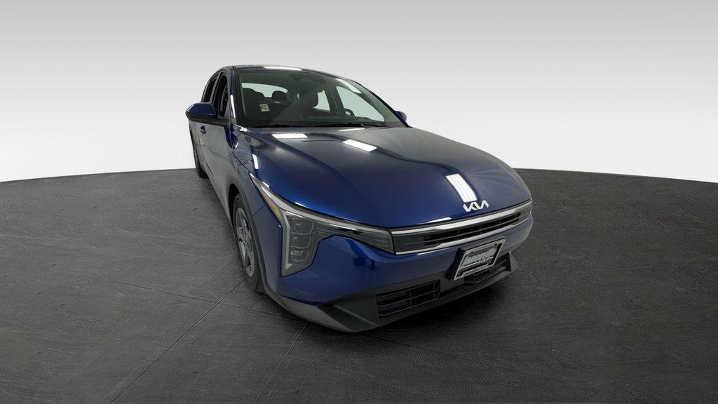 New 2026 Kia K4 LXS