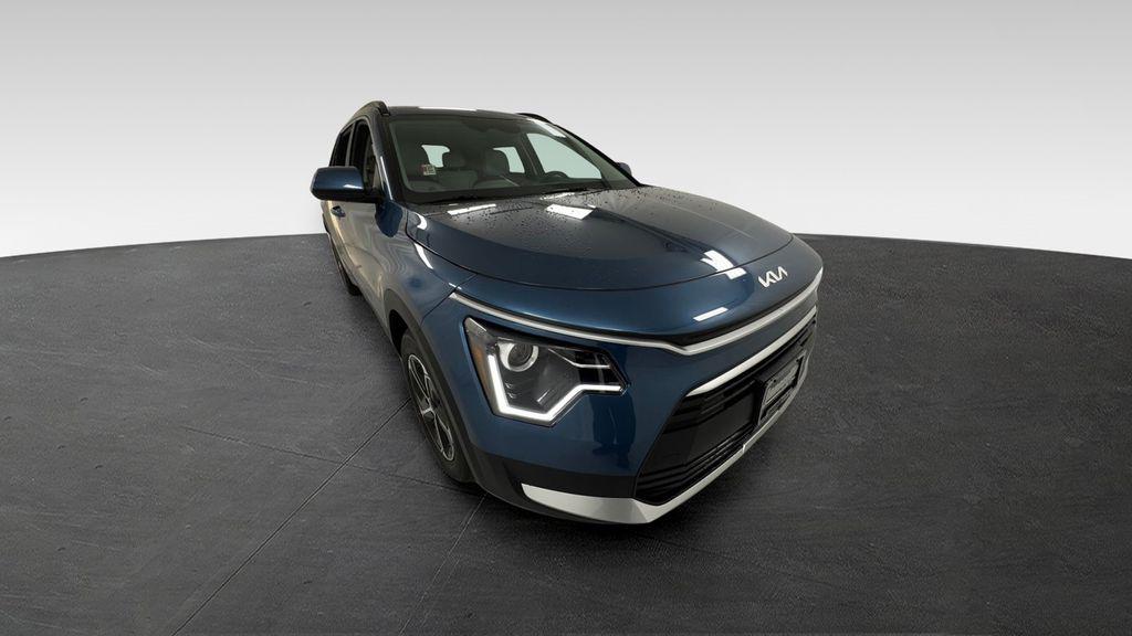 New 2026 Kia Niro EX
