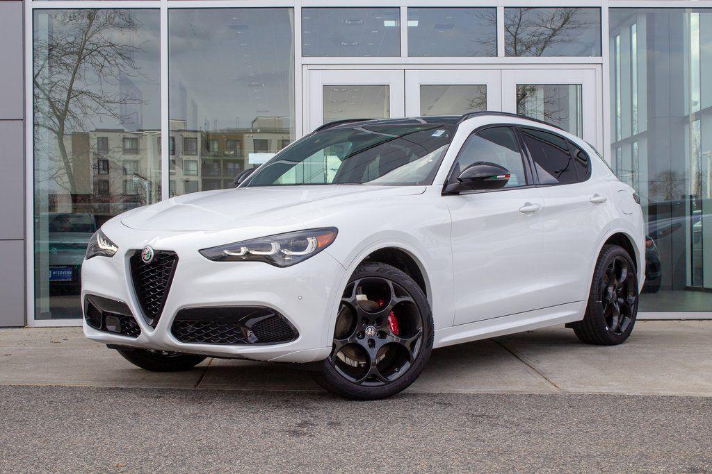 New 2025 Alfa Romeo Stelvio Ti