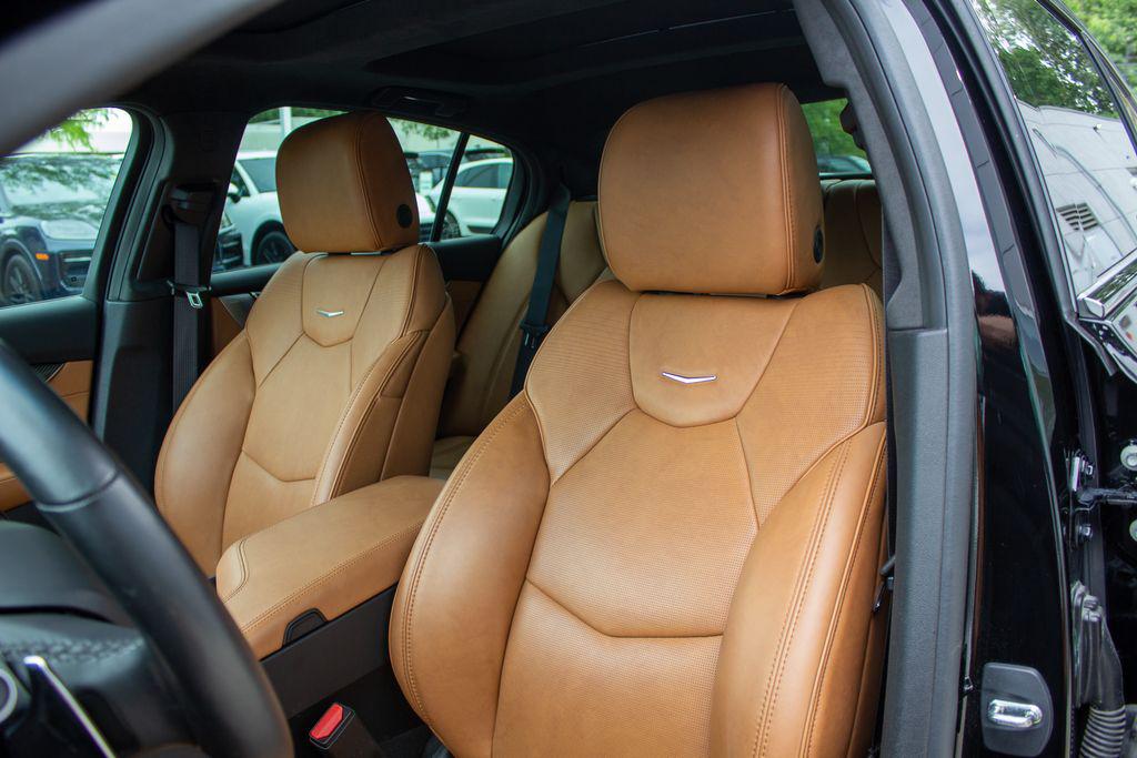 صورة 13 لـ 2023 Cadillac CT5-V V-SERIES