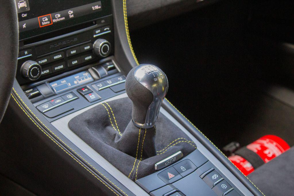 صورة مصغرة 21 لـ 2020 Porsche 718 CAYMAN GT4