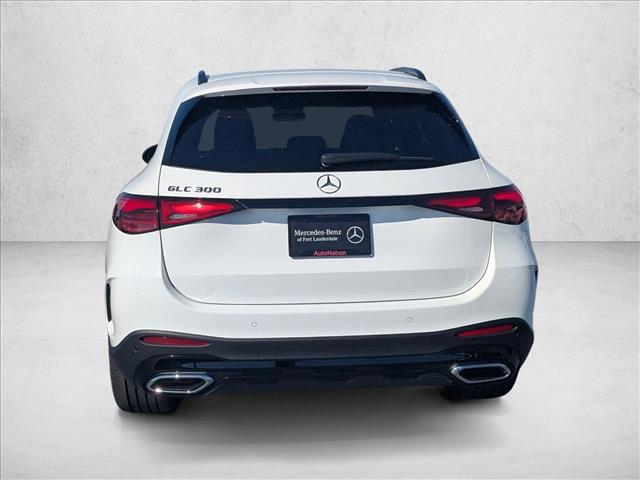 MERCEDES-BENZ GLC - 7