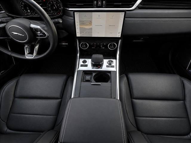 2024 Jaguar XF R-DYNAMIC SE P250 AWD AUTOMATIC — миниатюра 18