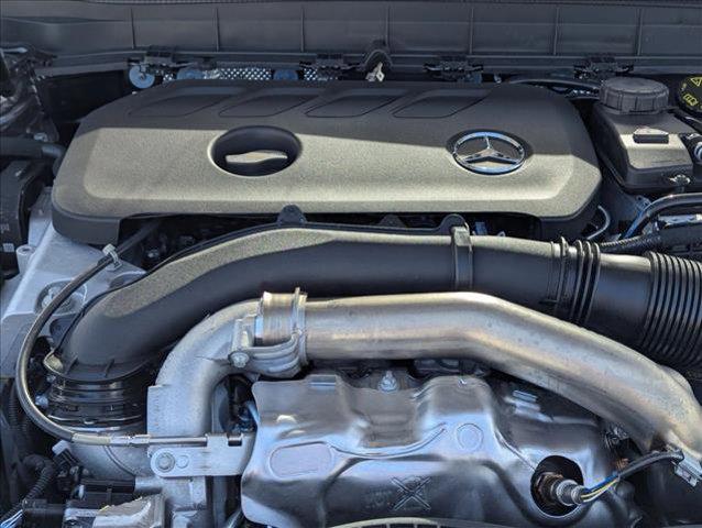 2026 Mercedes-BENZ GLB — миниатюра 15