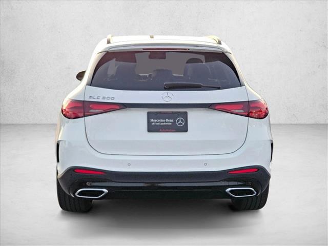 MERCEDES-BENZ GLC - 8