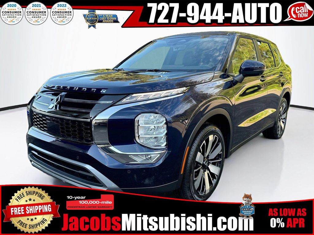 2026 Mitsubishi Outlander SE