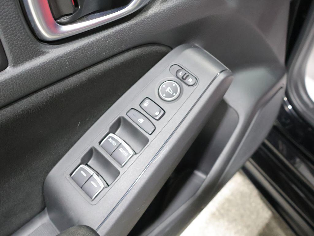 صورة 14 لـ 2023 Honda CIVIC TYPE R TOURING