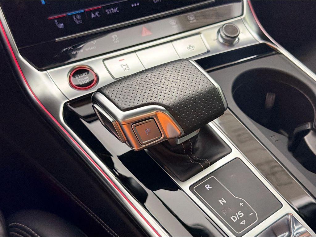2021 AUDI RS 6 AVANT 4.0T QUATTRO — миниатюра 17