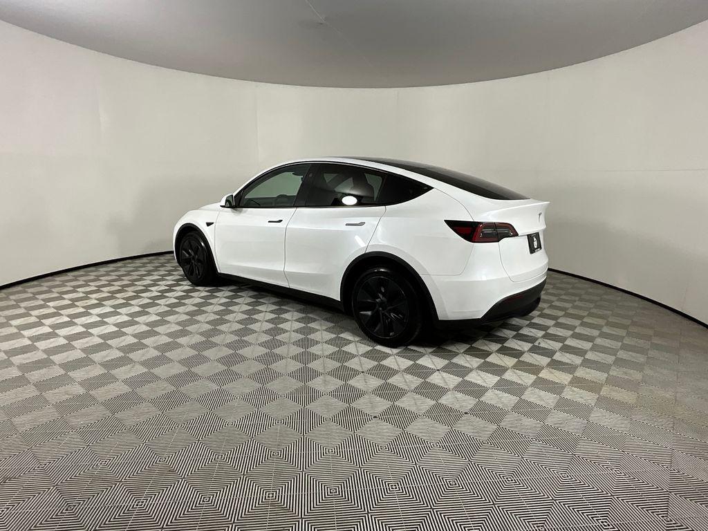 TESLA MODEL Y LONG RANGE - 3