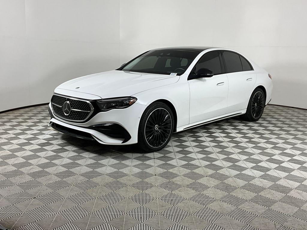 MERCEDES-BENZ E-CLASS - 1
