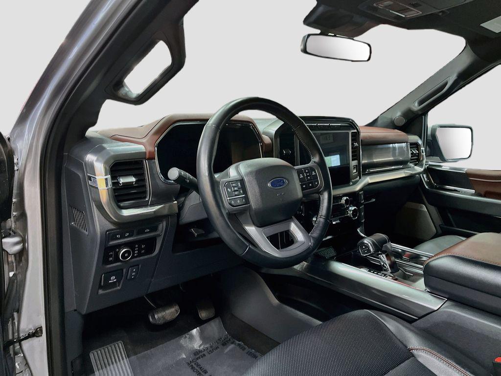 FORD F-150 LARIAT - 9
