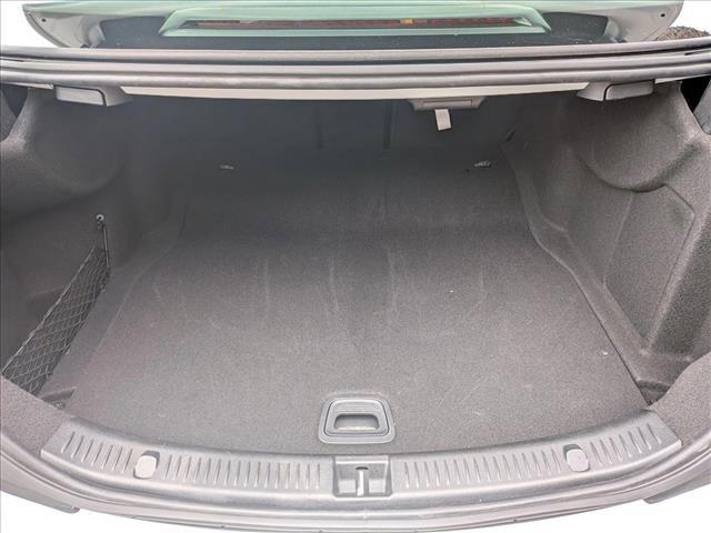 MERCEDES-BENZ E-CLASS - 6
