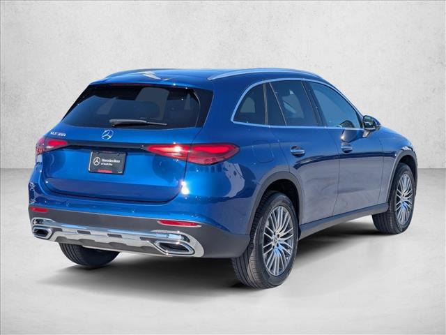 2027 Mercedes-BENZ GLC 缩略图 2