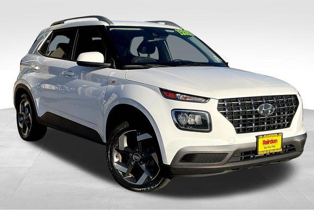 Used 2021 Hyundai VENUE SEL