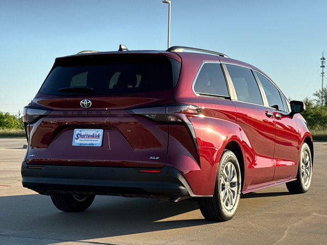 صورة 7 لـ 2026 TOYOTA SIENNA XLE