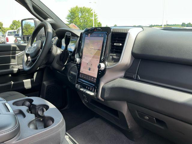 2026 RAM 2500 BIG HORN CREW CAB 4X4 6'4' BOX — миниатюра 22