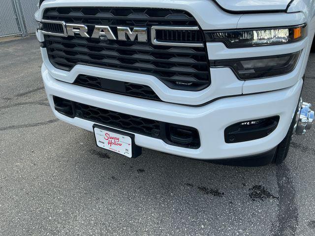 صورة مصغرة 14 لـ 2026 RAM 3500 BIG HORN CREW CAB 4X4 8' BOX