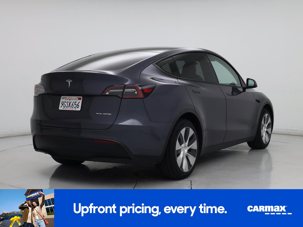 TESLA MODEL Y LONG RANGE - 10