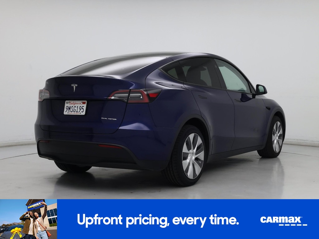 TESLA MODEL Y LONG RANGE - 10