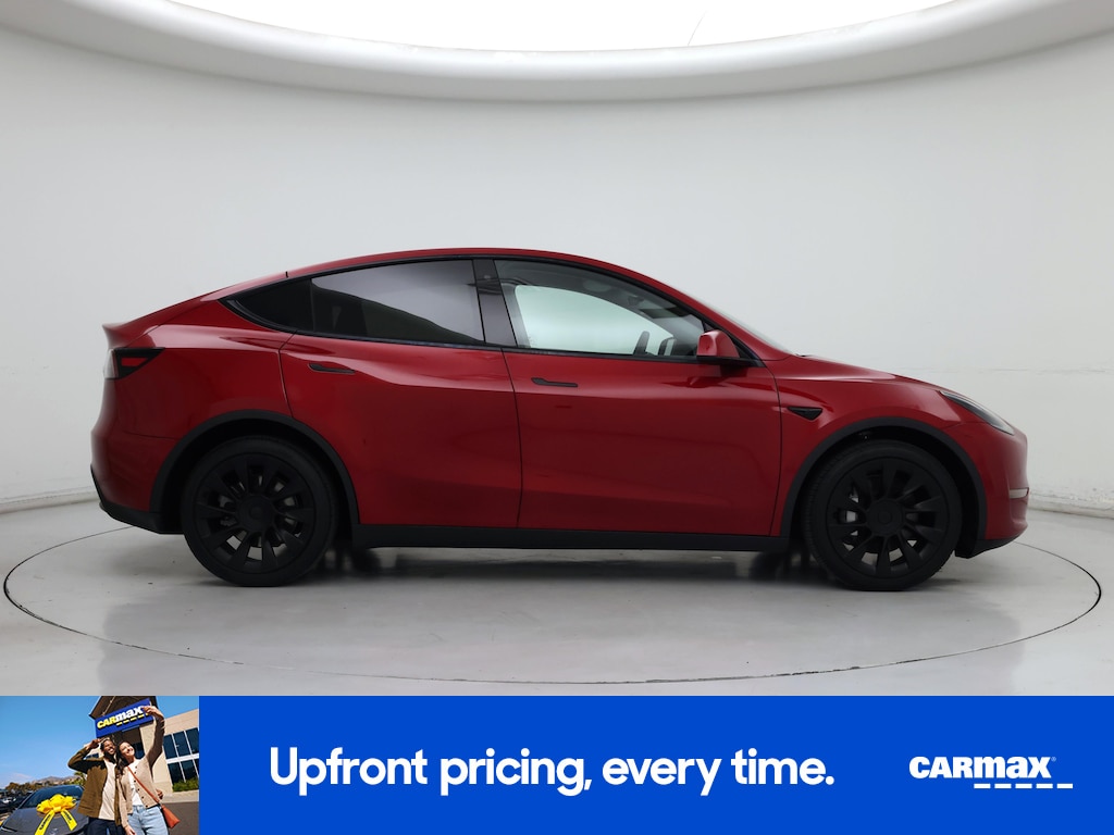 TESLA MODEL Y LONG RANGE - 9