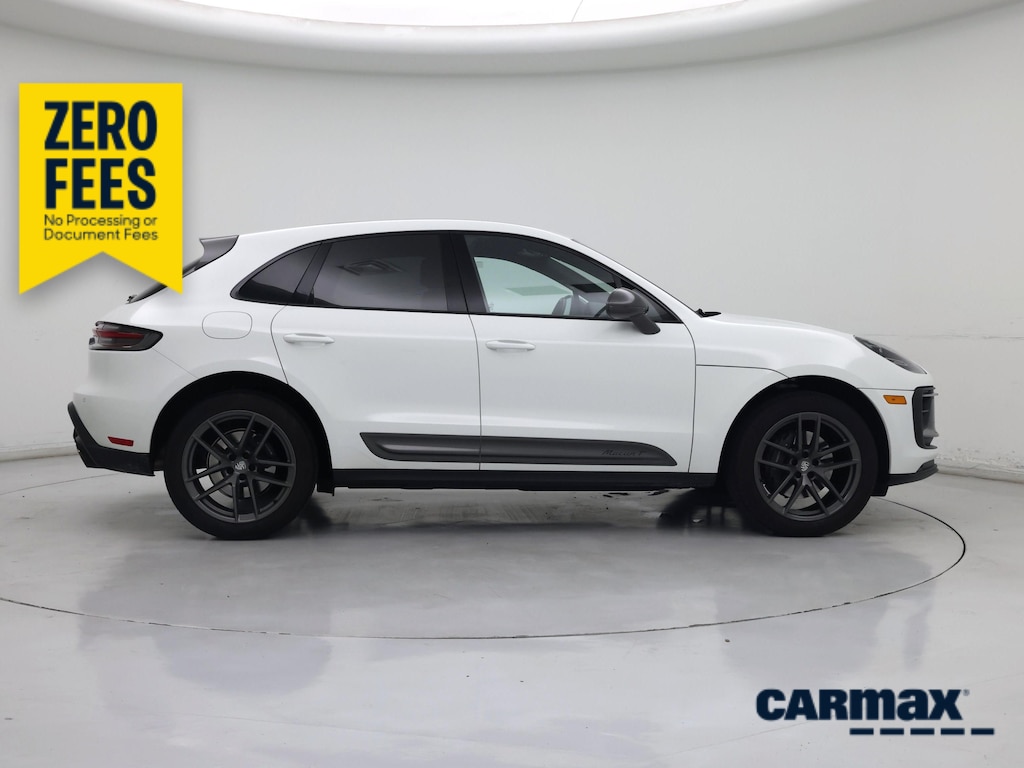 صورة 9 لـ 2024 Porsche MACAN T