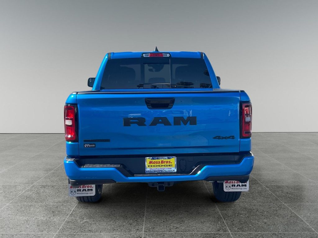 2026 RAM 1500 BIG HORN/LONE STAR — фото 4
