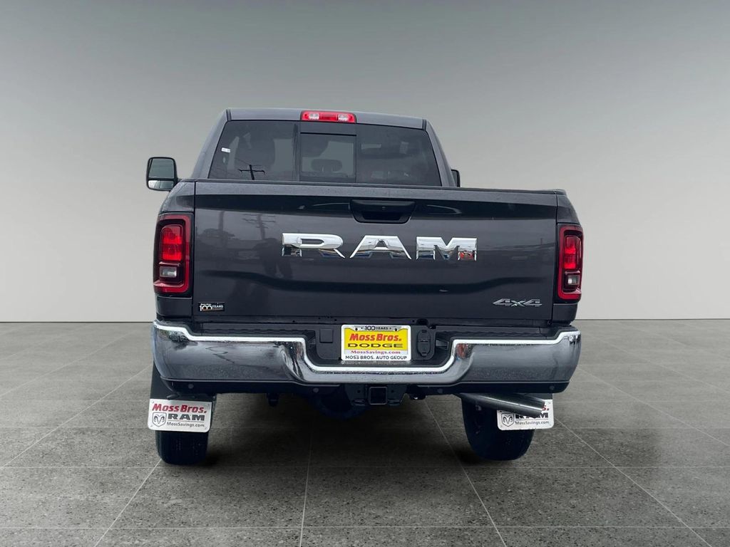 2026 RAM 3500 TRADESMAN CREW CAB 4X4 8' BOX — фото 4